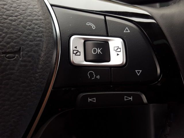 2018 Volkswagen Tiguan (Recovered Theft) 2.0T SEL Premium FWD w/Panoramic Roof - 18381811 - 19