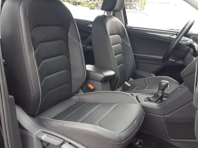 2018 Volkswagen Tiguan (Recovered Theft) 2.0T SEL Premium FWD w/Panoramic Roof - 18381811 - 8