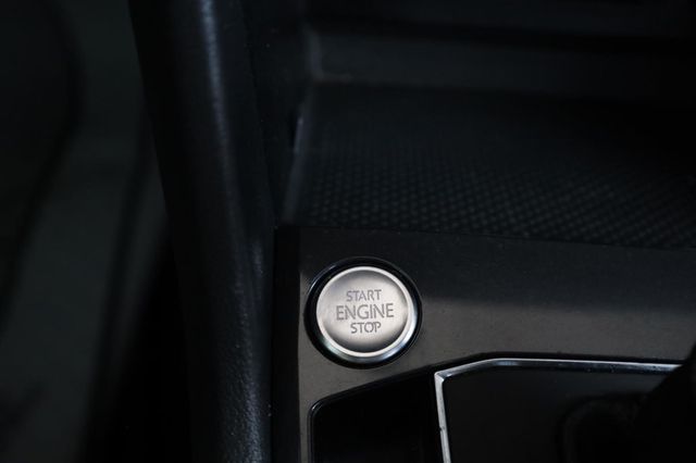 2018 Volkswagen Tiguan SEL - 23047294 - 34