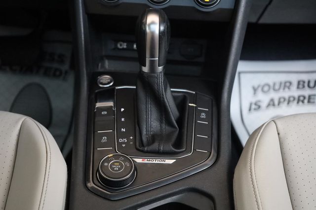 2018 Volkswagen Tiguan SEL - 23047294 - 37