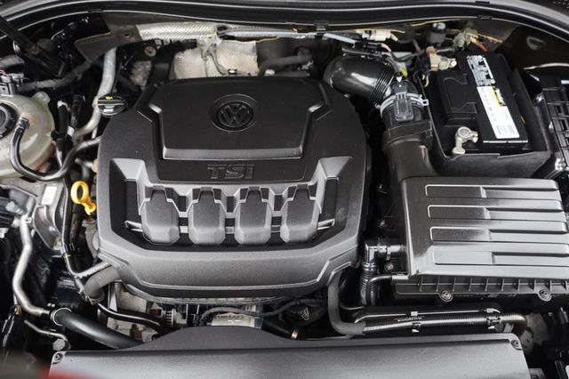 2018 Volkswagen Tiguan SEL - 23047294 - 8