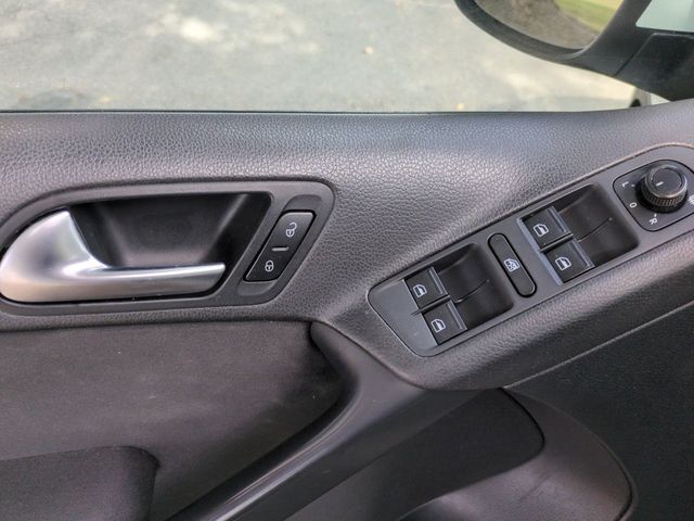 2018 Volkswagen Tiguan Limited 2.0T 4MOTION - 22949504 - 11