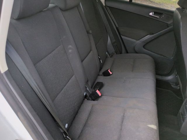 2018 Volkswagen Tiguan Limited 2.0T 4MOTION - 22949504 - 20