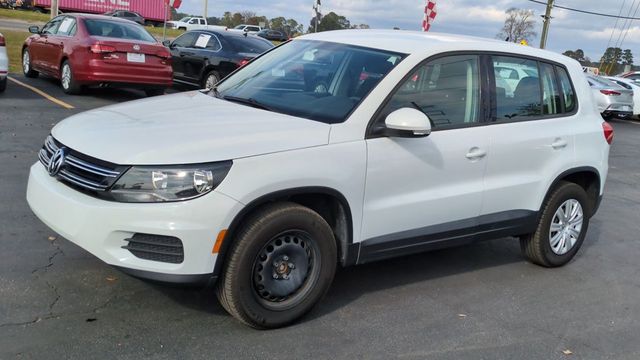 2018 Volkswagen Tiguan Limited 2.0T 4MOTION - 22949504 - 3