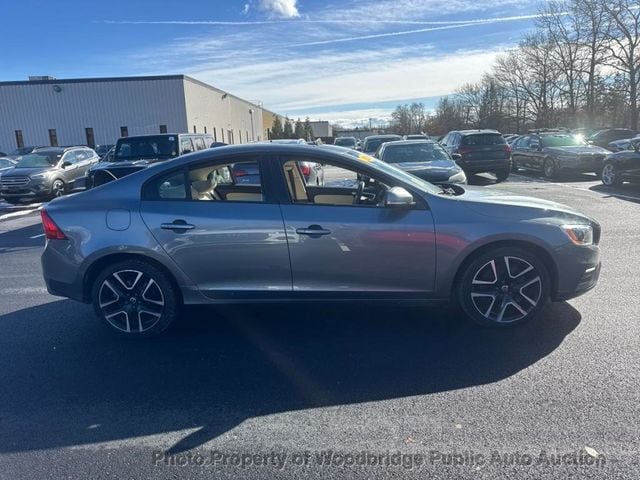 2018 Volvo S60 T5 AWD Dynamic - 22778954 - 1