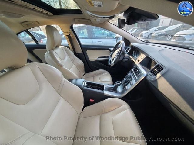 2018 Volvo S60 T5 AWD Dynamic - 22987418 - 9