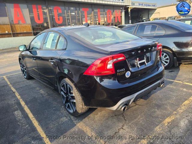 2018 Volvo S60 T5 AWD Dynamic - 22987418 - 4