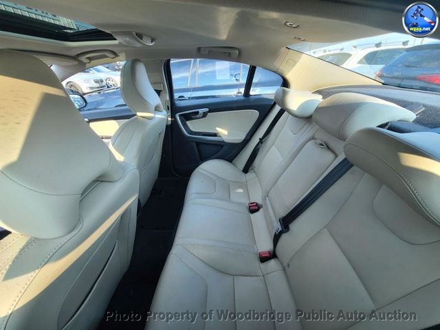 2018 Volvo S60 T5 AWD Dynamic - 22987418 - 8