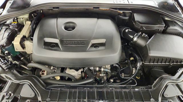2018 Volvo S60 T5 AWD Dynamic w/ Vision Pkg & Heated Steering Wheel - 23036851 - 26