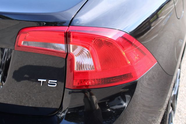 2018 Volvo S60 T5 FWD Dynamic - 23068951 - 9