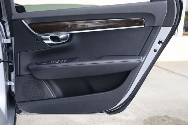 2018 Volvo S90 Momentum - 23057715 - 21