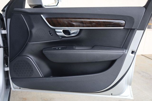 2018 Volvo S90 Momentum - 23057715 - 24