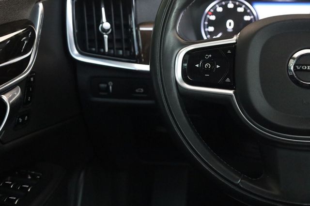2018 Volvo S90 Momentum - 23057715 - 31