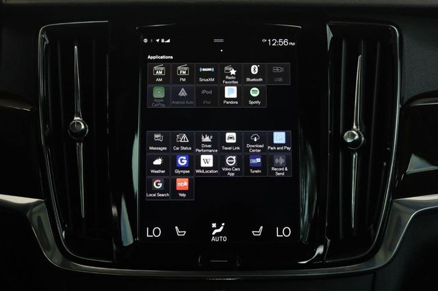 2018 Volvo S90 Momentum - 23057715 - 39