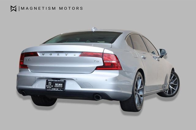 2018 Volvo S90 Momentum - 23057715 - 6