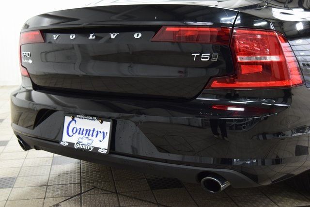 2018 Volvo S90 T5 AWD Momentum - 22948771 - 18