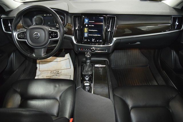 2018 Volvo S90 T5 AWD Momentum - 22948771 - 26