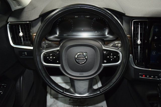 2018 Volvo S90 T5 AWD Momentum - 22948771 - 30