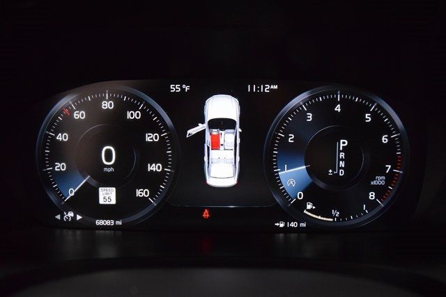 2018 Volvo S90 T5 AWD Momentum - 22948771 - 45