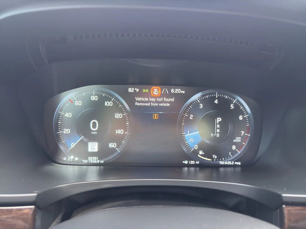 2018 Volvo S90 T5 AWD Momentum - 23020849 - 9