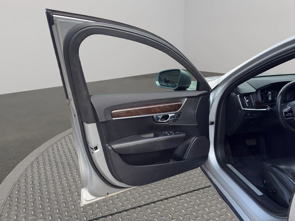2018 Volvo S90 T5 AWD Momentum - 23020849 - 20