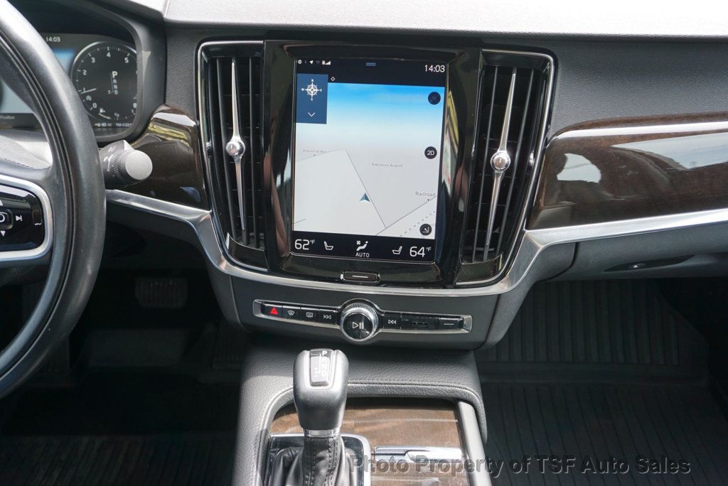 2018 Volvo S90 T5 AWD Momentum NAVI CARPLAY 360 CAMERAS PANO ROOF 19" WHEELS - 23017837 - 22