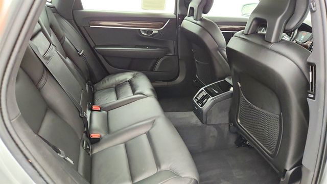 2018 Volvo S90 T5 AWD Momentum w/ Plus & Convenience Packages - 22996171 - 23