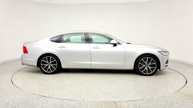 2018 Volvo S90 T5 AWD Momentum w/ Plus & Convenience Packages - 22996171 - 3
