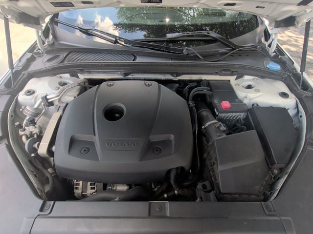 2018 Volvo S90 T5 FWD Momentum - 23051289 - 10