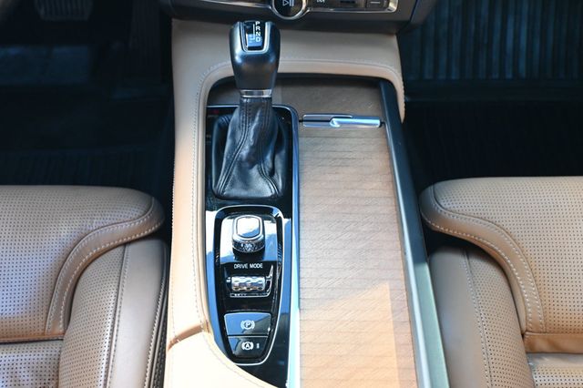 2018 Volvo S90 T6 AWD Inscription Convenience Package - 22971437 - 11