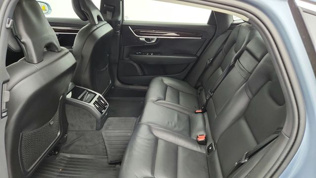2018 Volvo S90 T6 AWD Momentum with Momentum Plus and Convenience Packages - 22948644 - 20