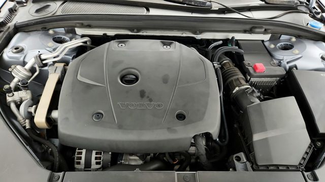 2018 Volvo S90 T6 AWD Momentum with Momentum Plus and Convenience Packages - 22948644 - 26