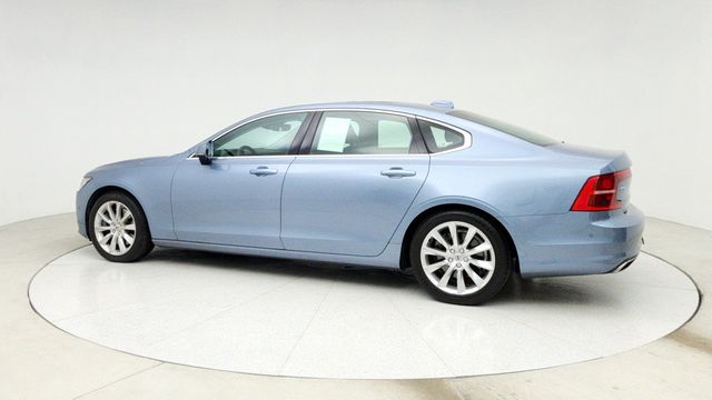 2018 Volvo S90 T6 AWD Momentum with Momentum Plus and Convenience Packages - 22948644 - 6
