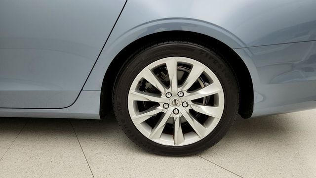 2018 Volvo S90 T6 AWD Momentum with Momentum Plus and Convenience Packages - 22948644 - 8