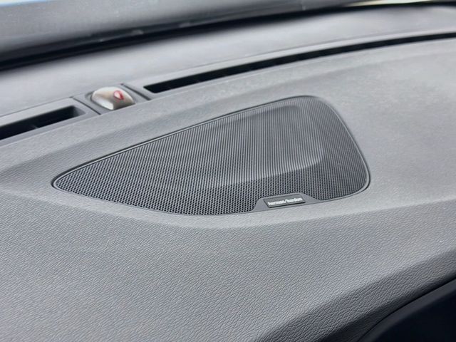 2018 Volvo V60 Polestar AWD - 23073463 - 19