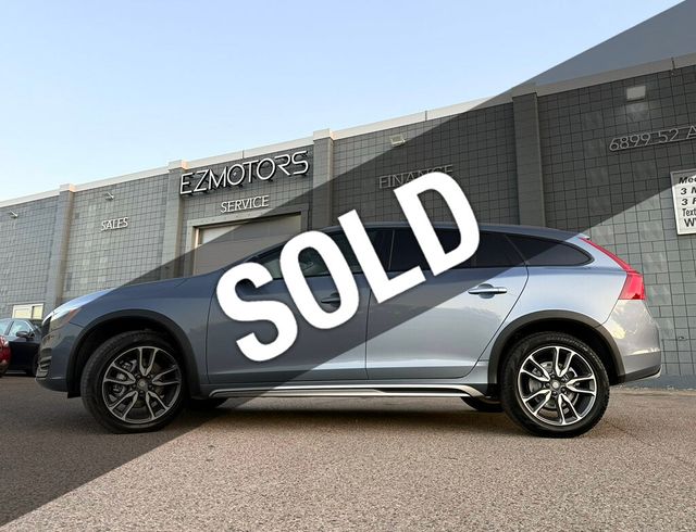 2018 Volvo V60 Cross Country ONE OWNER! 21528 KMS ONLY!! CERTIFIED! - 22920413 - 0