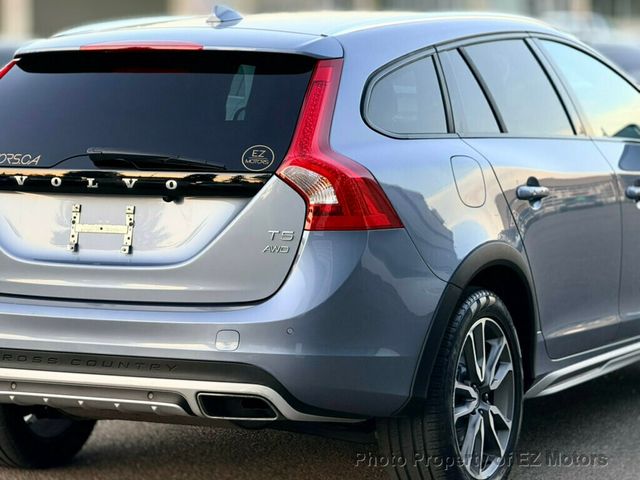 2018 Volvo V60 Cross Country ONE OWNER! 21528 KMS ONLY!! CERTIFIED! - 22920413 - 10