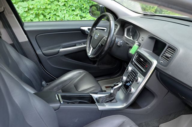 2018 Volvo V60 Cross Country T5 AWD - 22896573 - 13