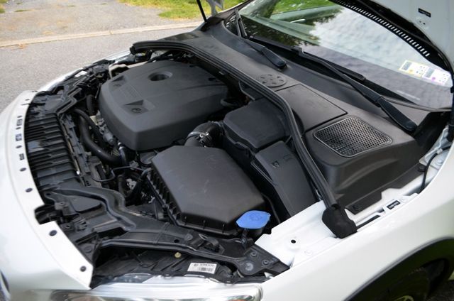 2018 Volvo V60 Cross Country T5 AWD - 22896573 - 29