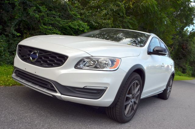 2018 Volvo V60 Cross Country T5 AWD - 22896573 - 35