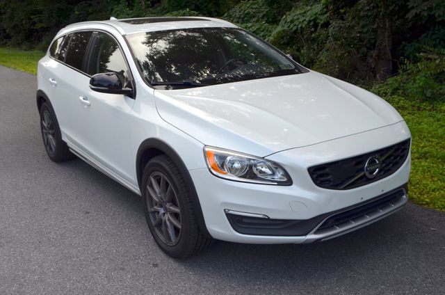 2018 Volvo V60 Cross Country T5 AWD - 22896573 - 39