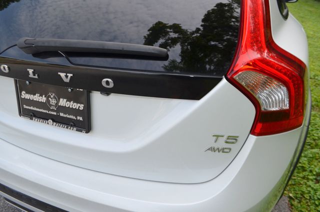 2018 Volvo V60 Cross Country T5 AWD - 22896573 - 4