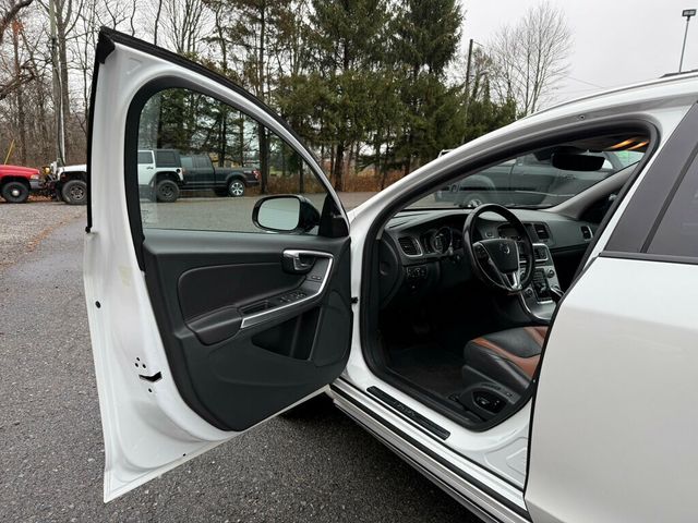 2018 Volvo V60 Cross Country T5 AWD - 22945621 - 12