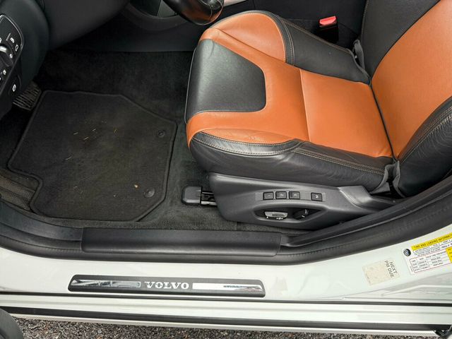 2018 Volvo V60 Cross Country T5 AWD - 22945621 - 17