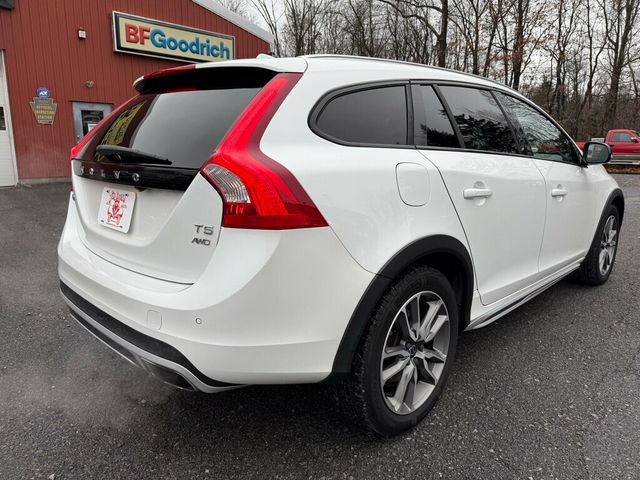 2018 Volvo V60 Cross Country T5 AWD - 22945621 - 2