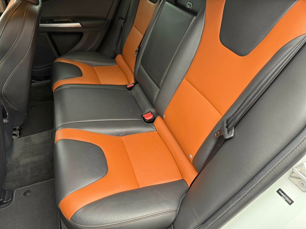 2018 Volvo V60 Cross Country T5 AWD - 22945621 - 29