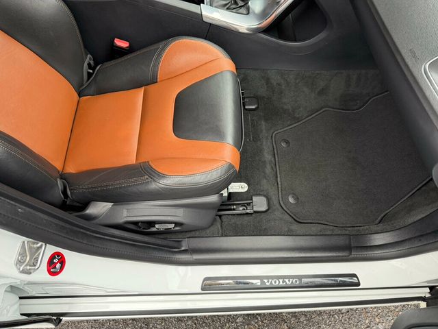 2018 Volvo V60 Cross Country T5 AWD - 22945621 - 45