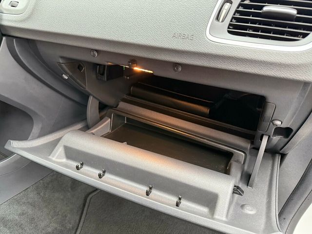 2018 Volvo V60 Cross Country T5 AWD - 22945621 - 47