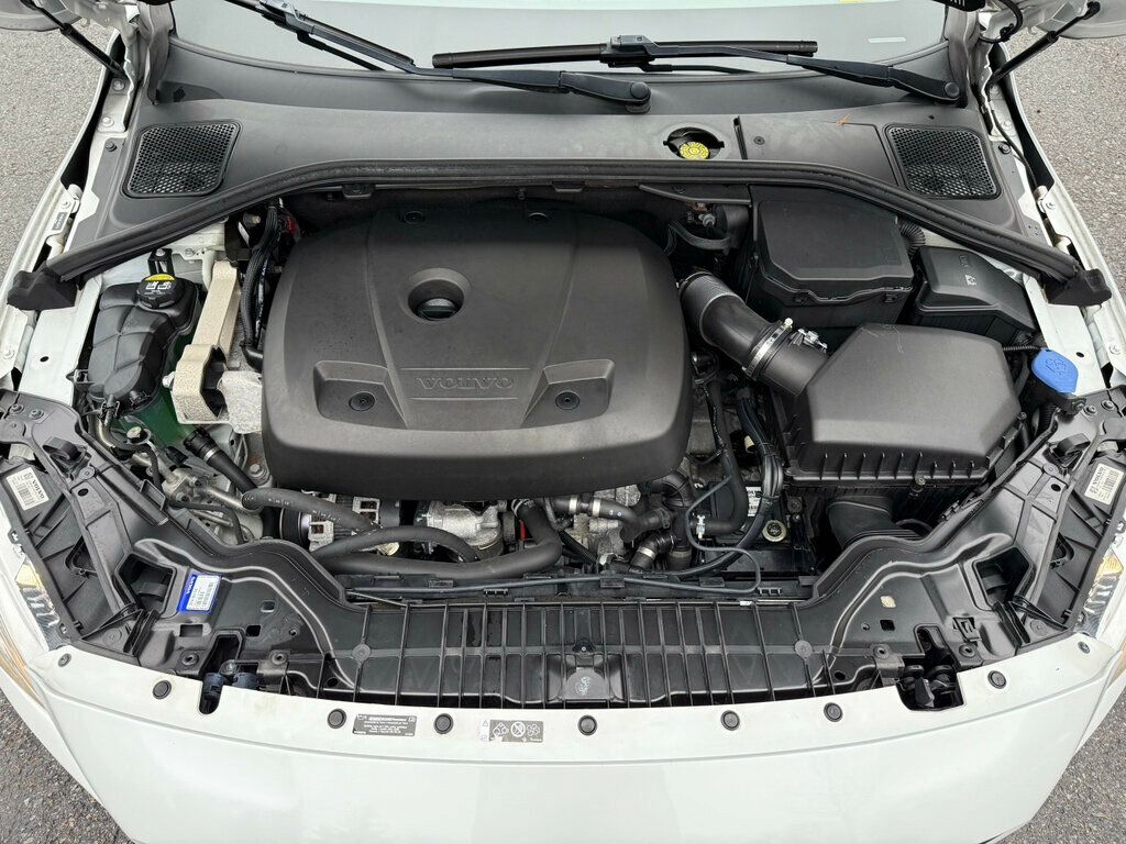 2018 Volvo V60 Cross Country T5 AWD - 22945621 - 50