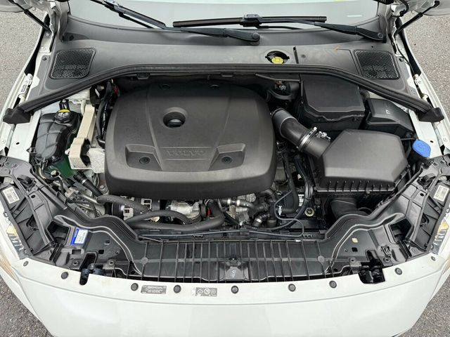2018 Volvo V60 Cross Country T5 AWD - 22945621 - 50